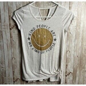 10/$20 *️⃣ Epic Threads Gold Glitter Smiley Face Keyhole Neck Shirt